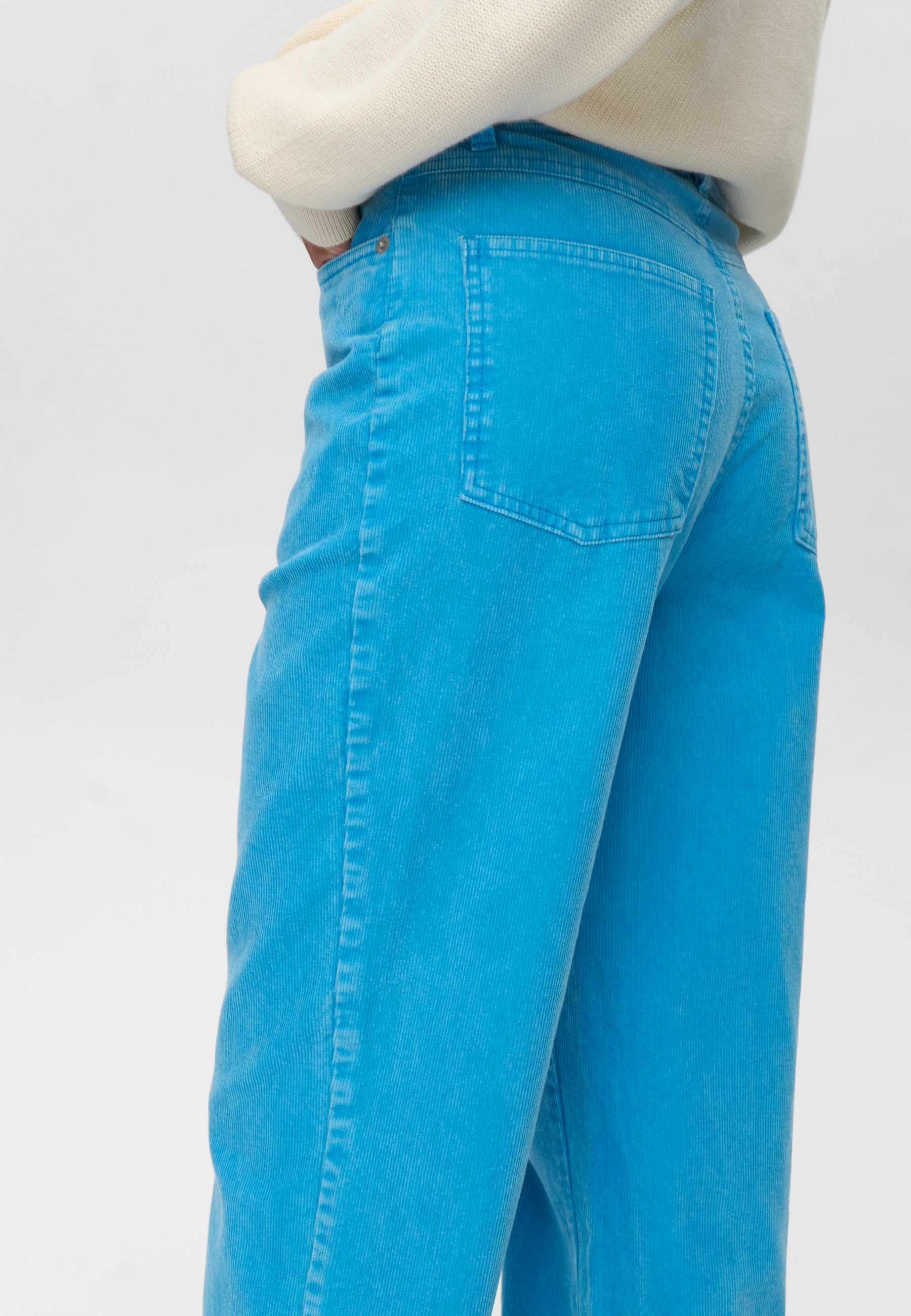 minimum female Britney MW str jeans 4356 Straight Jeans 4435 Malibu Blue