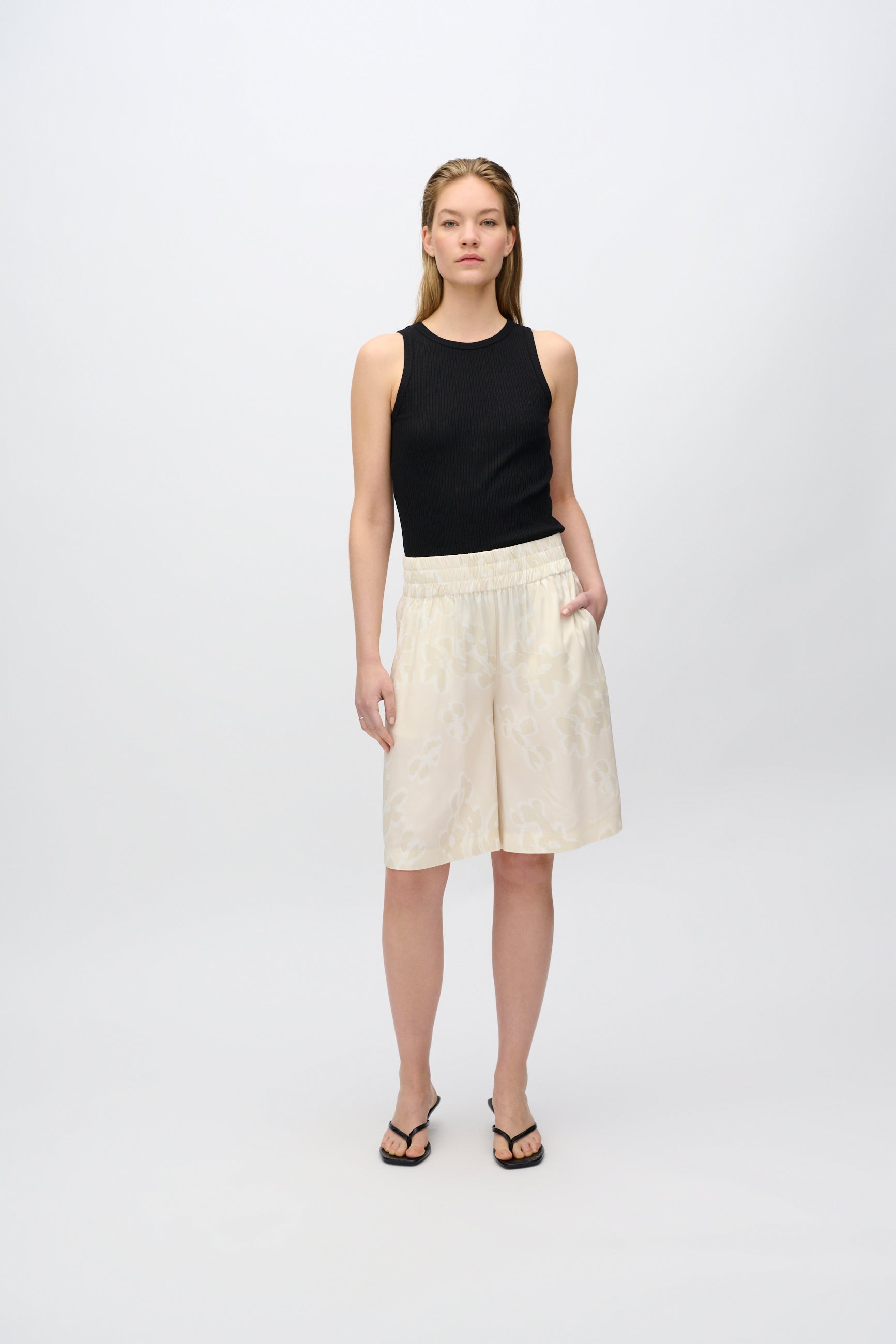 minimum female Lila tank top 4226 GOTS Gilet 999 Black