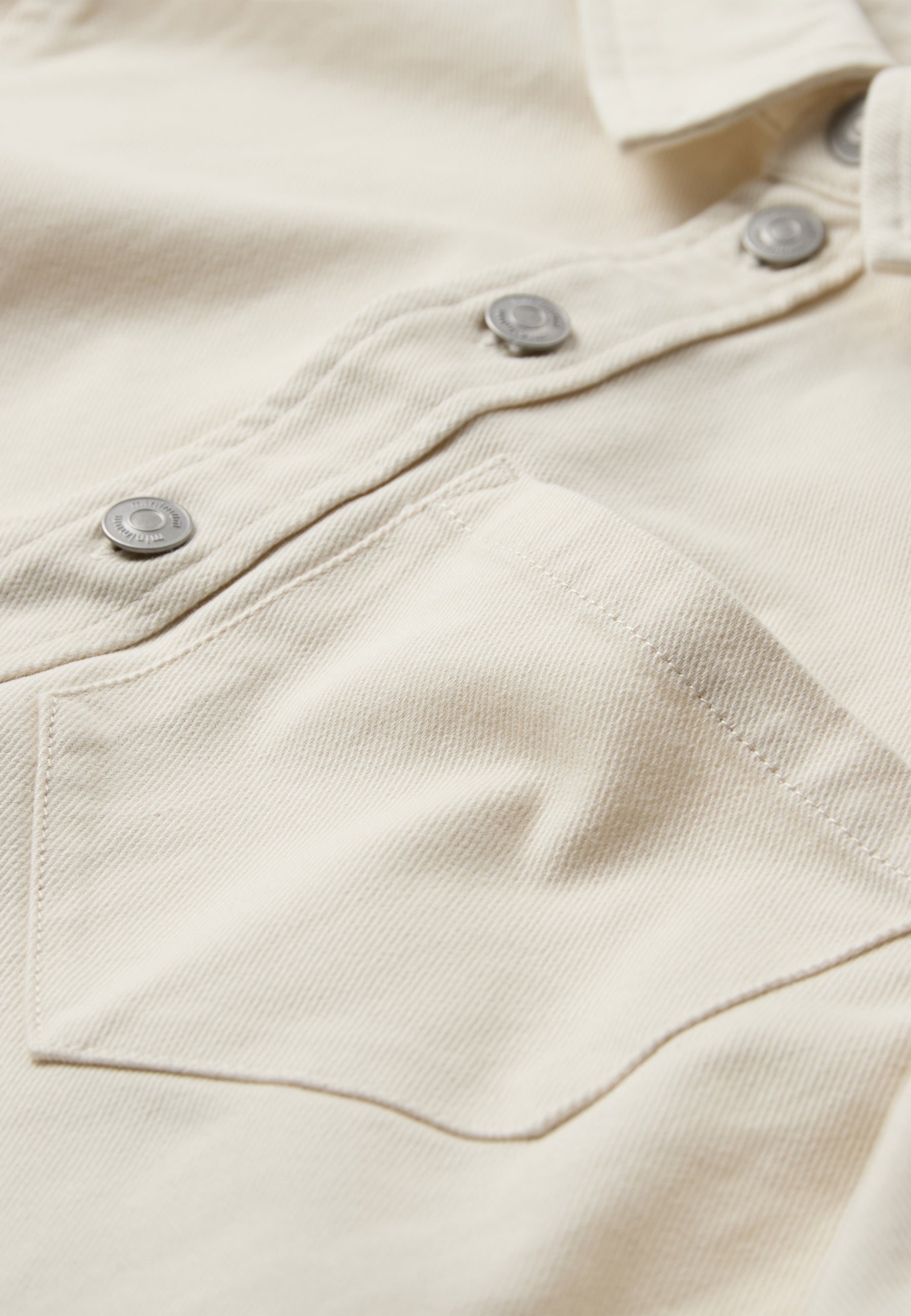 minimum female Vida ss shirt 4579 Short Sleeved Shirt 0701 Whisper white